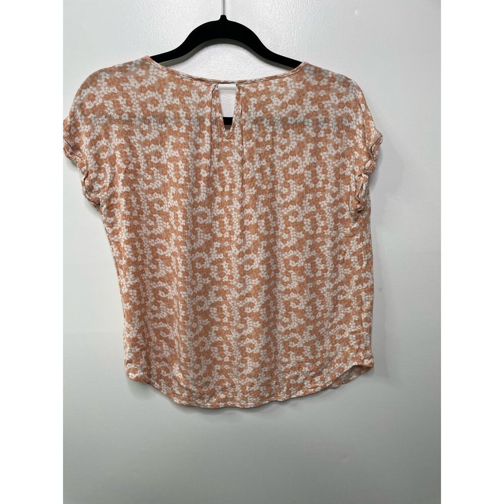 Olive And Oak Curved Short Sleeve Ditsy Floral Printed Top Brown Womens Size S - Picture 6 of 8